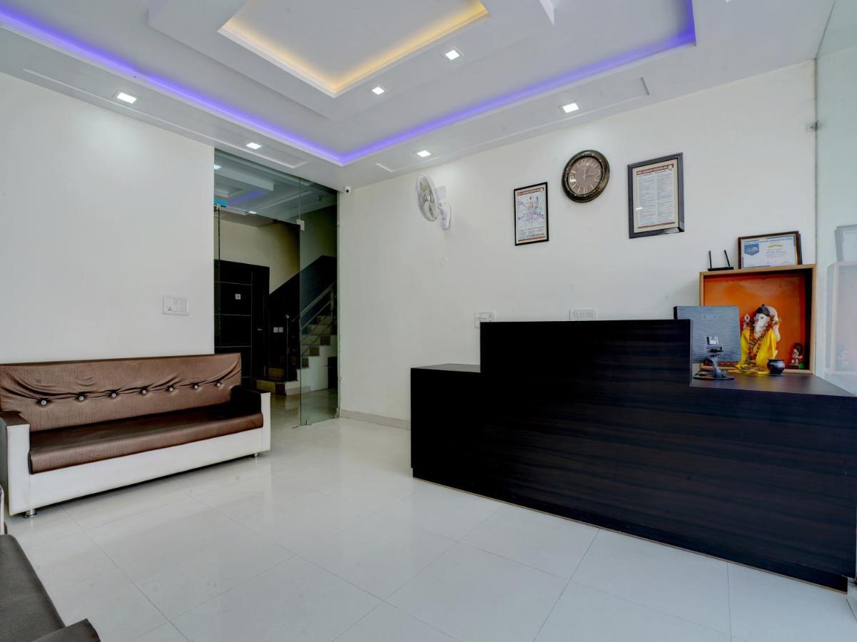 Hotel The Orient Tree, Agra Агра Екстериор снимка