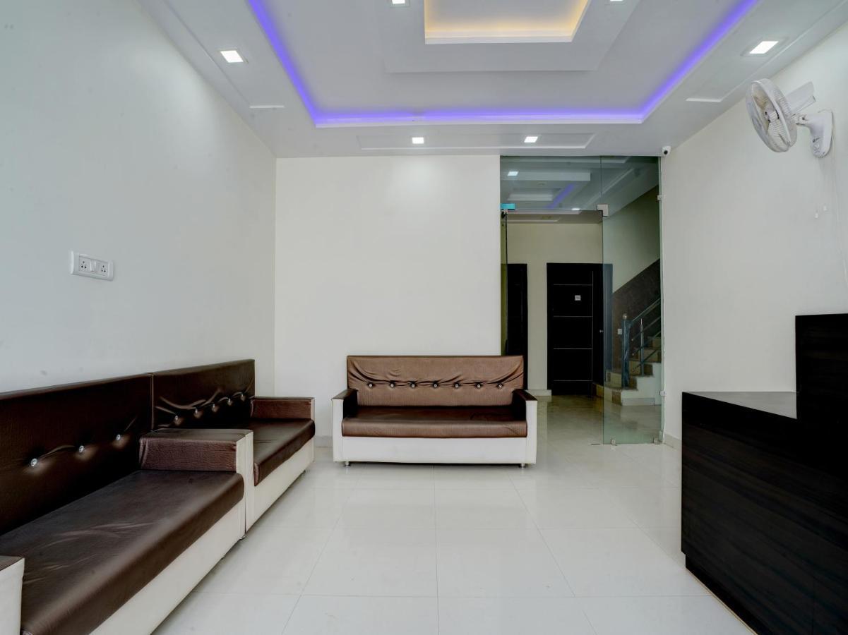 Hotel The Orient Tree, Agra Агра Екстериор снимка